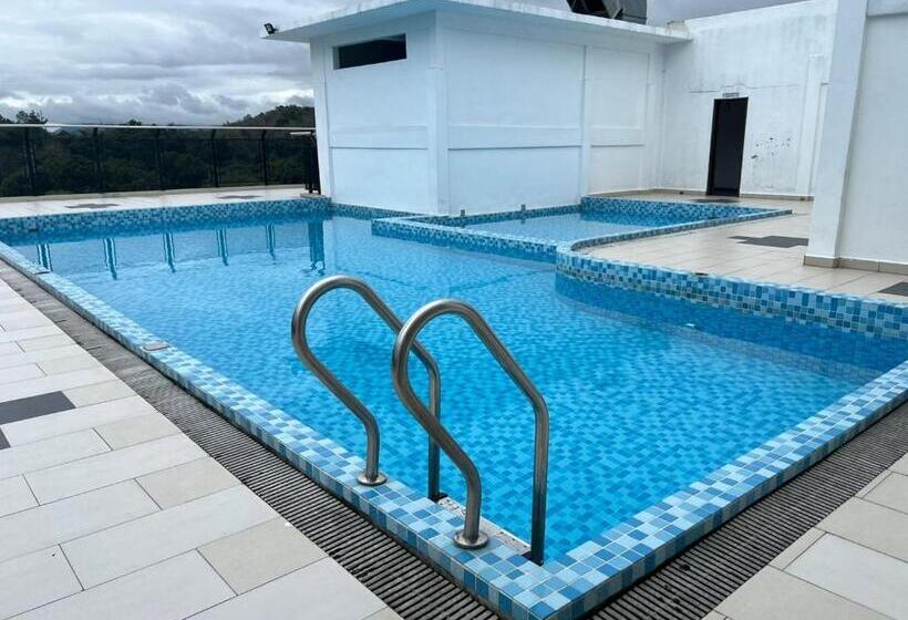 Samsara Studio Apartment With Pool