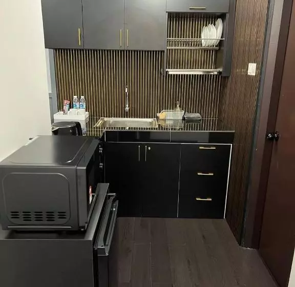 Samsara Studio Apartment With Pool