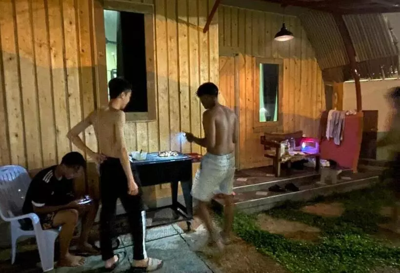 Villa Motel Mas Guesthouse