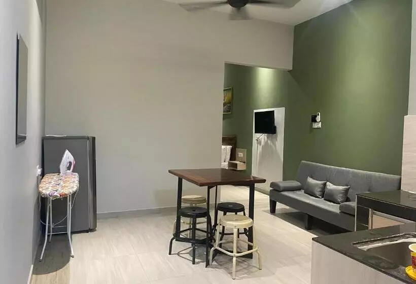 Villa Motel Mas Guesthouse