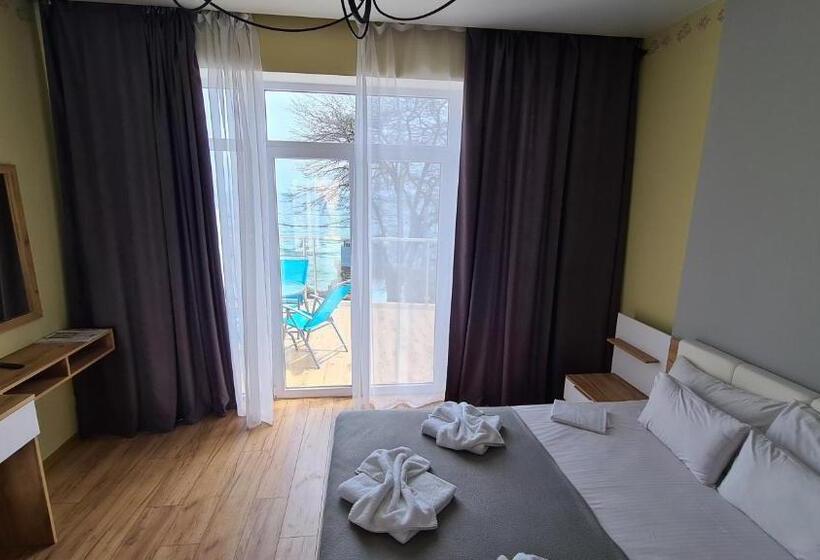 هاستل семейная вилла люстдорф