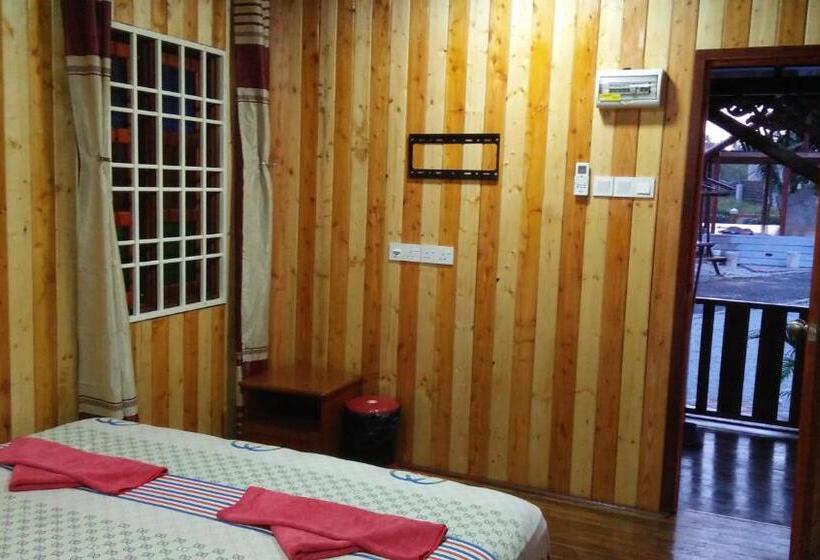 Alberg Chalet Kb Wakaf Kayu
