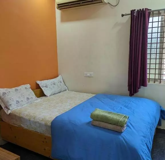 Aamiaismajoitus (B&B) Vijayanagara Home Stay