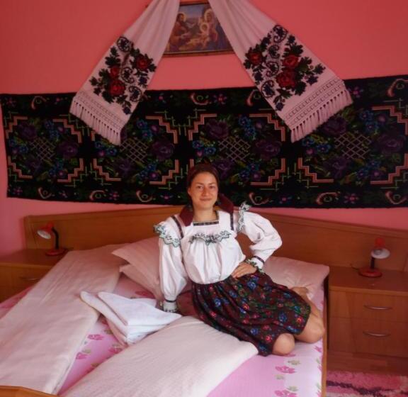 ホテル La Vasile La Cazan