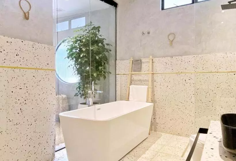 Hotelli One Heritage