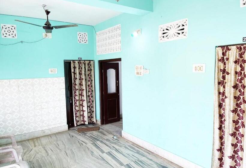 酒店 Radha Krishna