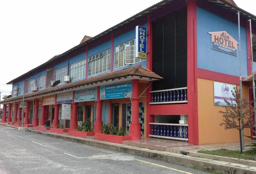 Kuala Besut Jetty Budget Hotel Ain   In Front Of Kuala Besut Jetty