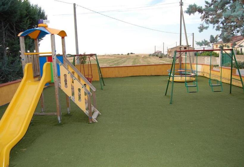 פנסיון B&b Latorraca