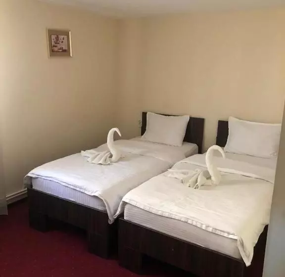 Majatalo Casa Adrian