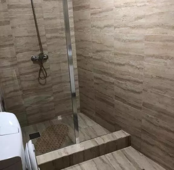 Majatalo Casa Adrian