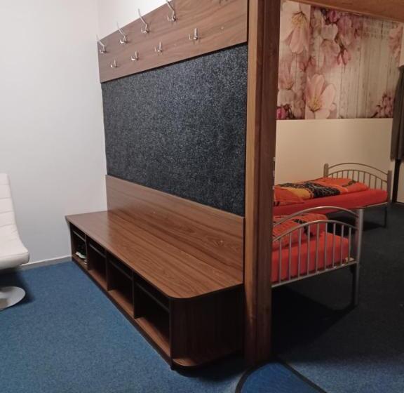 膳宿费 Pavilon V Ráji