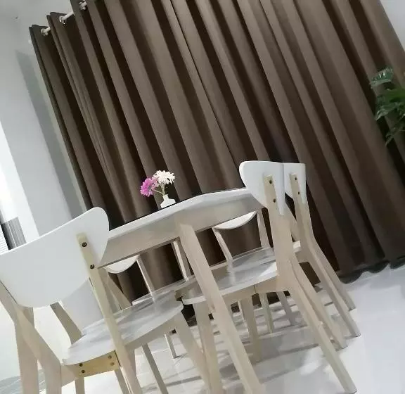 ペンション Simple Home By Aimie Fully Aircond