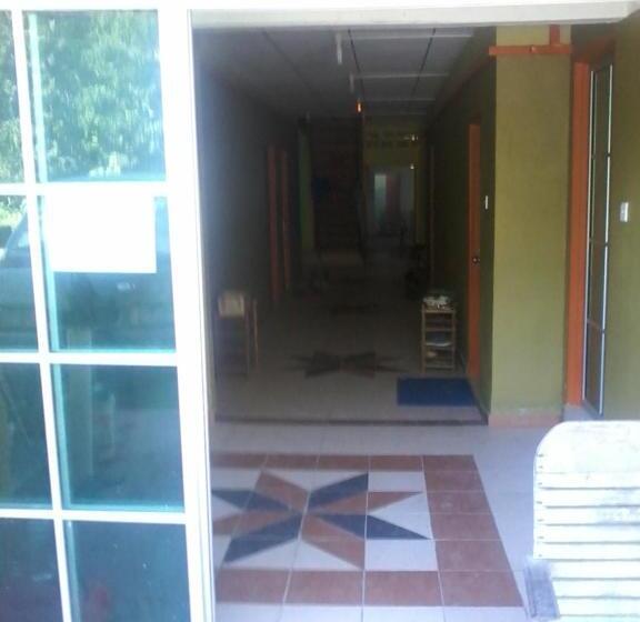 הוסטל Daoh S Rooms & Scooters