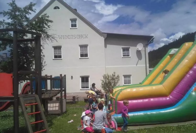 Retkeilymaja Gasthof Widenschek