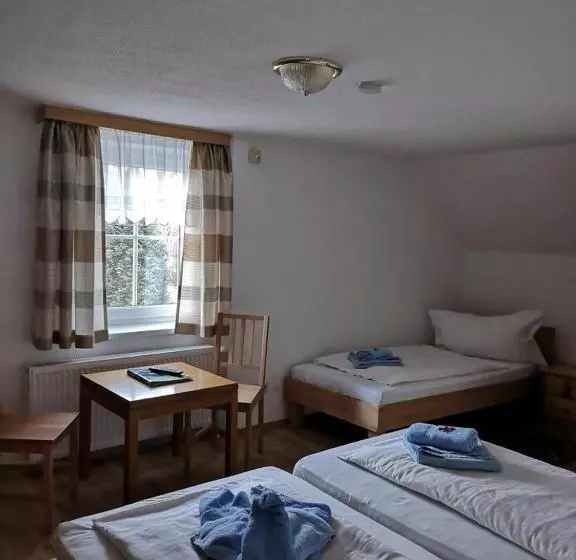 Retkeilymaja Gasthof Widenschek