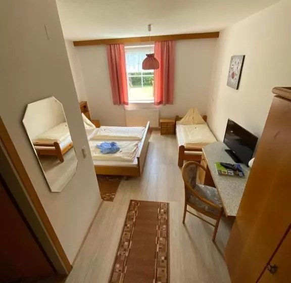 Retkeilymaja Gasthof Widenschek