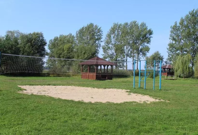 ホテル Complex Mizh Triokh Ozer