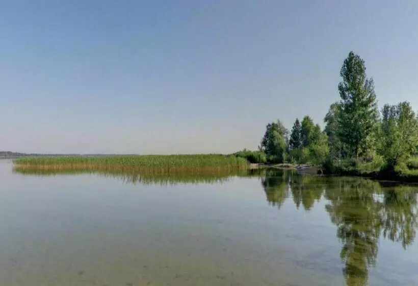 ホテル Complex Mizh Triokh Ozer