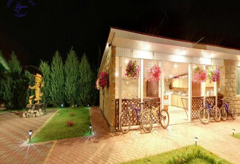 Отель Complex Mizh Triokh Ozer