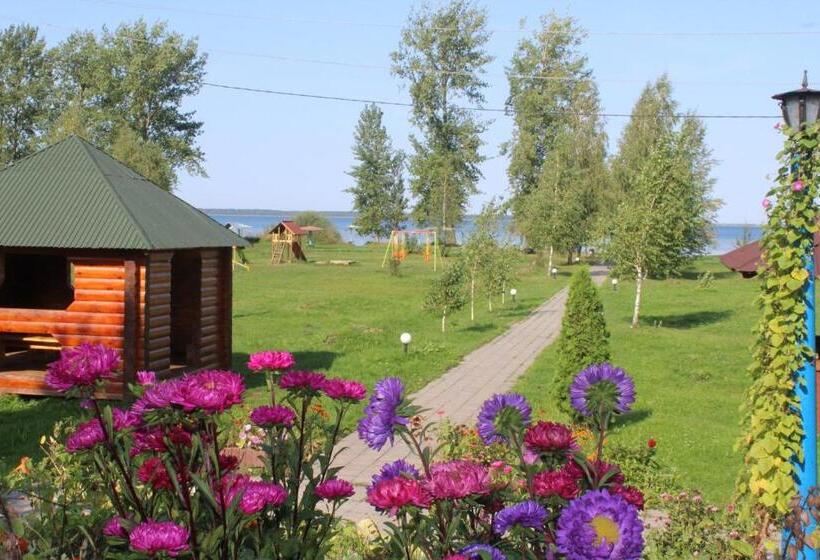 Отель Complex Mizh Triokh Ozer