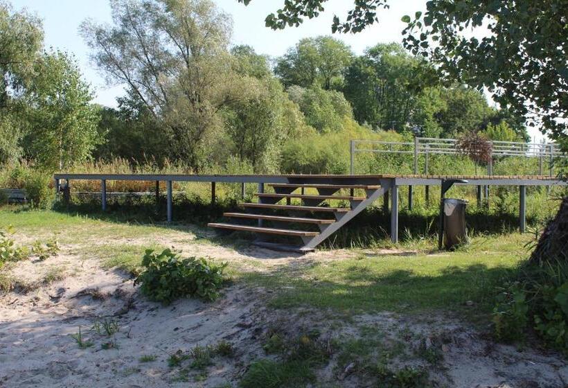 Отель Complex Mizh Triokh Ozer