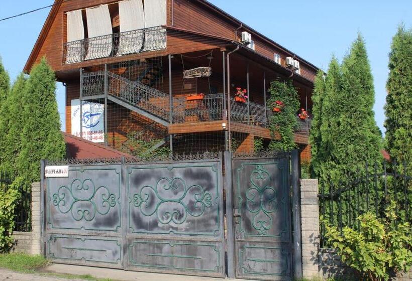 Отель Complex Mizh Triokh Ozer