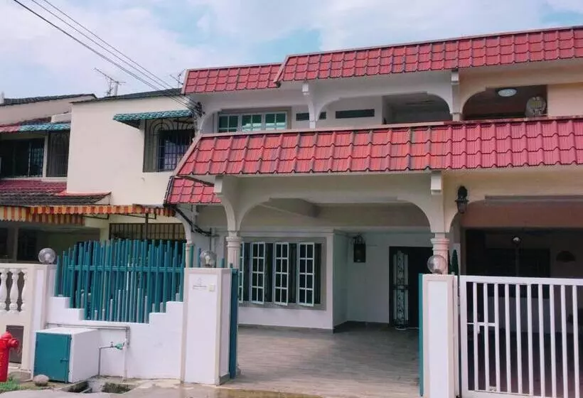 ペンション Bukit Tinggi, Klang  Cozy Home