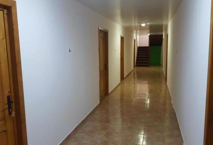 ペンション Casa Buşcu