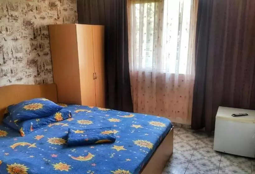 ペンション Casa Buşcu