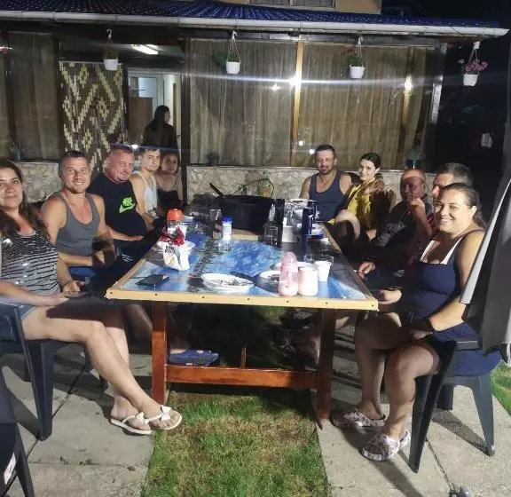 ペンション Casa Buşcu