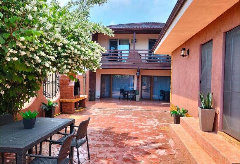 펜션 Casa Cristina Corbu