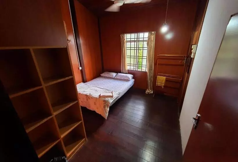 ペンション Homestay Kuala Terengganu One Stop 1