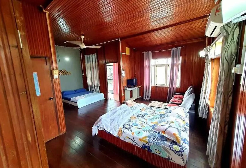 ペンション Homestay Kuala Terengganu One Stop 1
