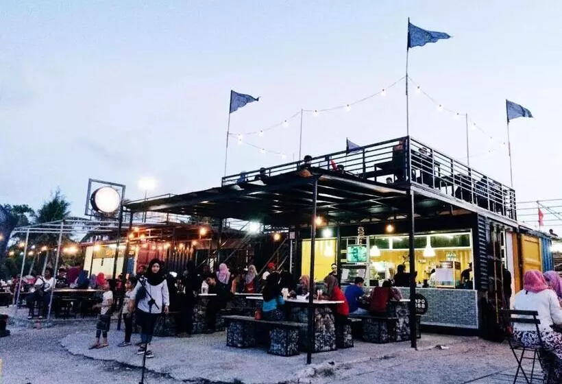 Majatalo Rumah Rehat Qnm Holidays