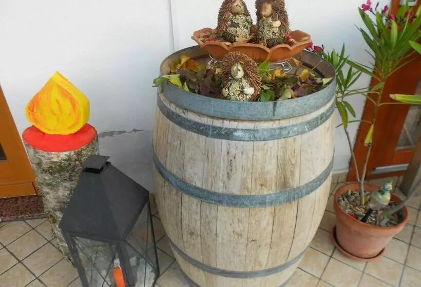 ベッドアンドブレックファースト Affittacamere Krajnc