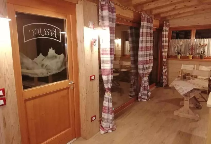 ベッドアンドブレックファースト Affittacamere Krajnc