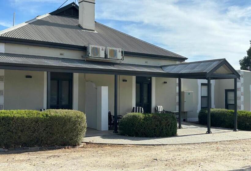 住宿加早餐 Pirathon Country Estate