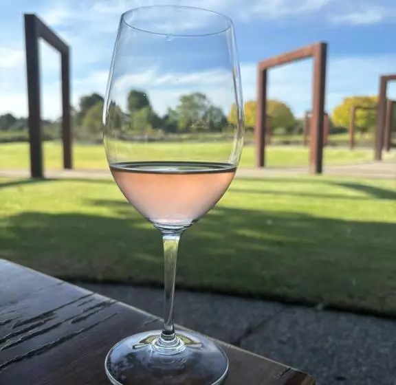 Aamiaismajoitus (B&B) Pirathon Country Estate