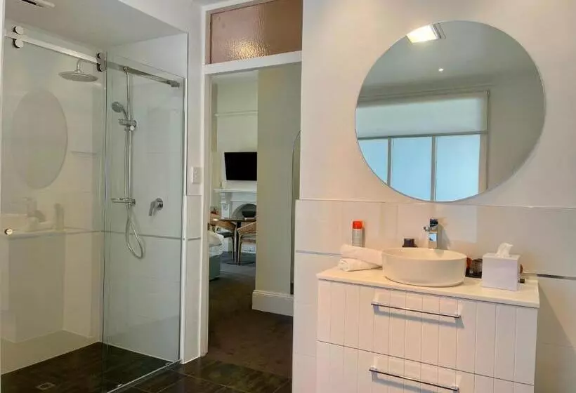 Aamiaismajoitus (B&B) Pirathon Country Estate