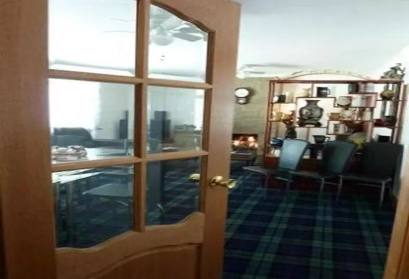 Aamiaismajoitus (B&B) Tayburn House