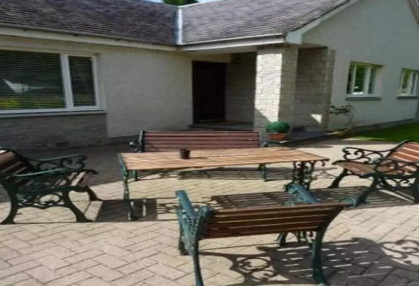 Aamiaismajoitus (B&B) Tayburn House