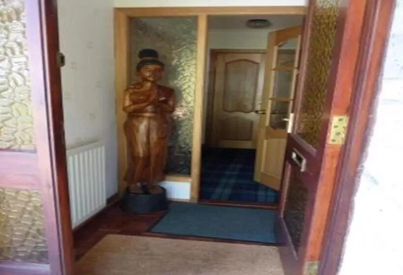 Aamiaismajoitus (B&B) Tayburn House