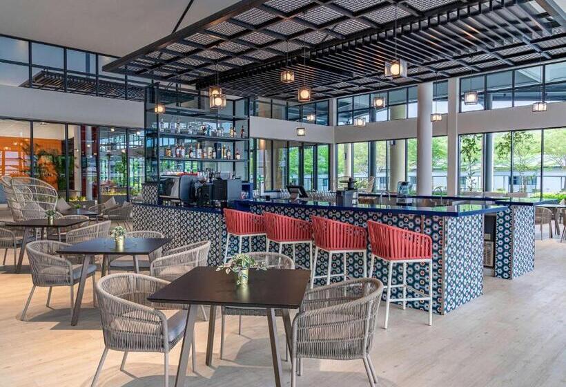 בית מלון כפרי Ibis Styles Sepang Klia