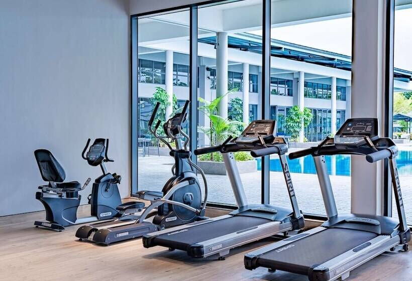 בית מלון כפרי Ibis Styles Sepang Klia