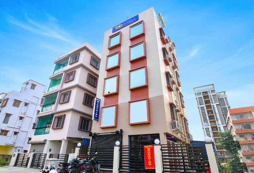 Fabhotel The Sunshine Residency