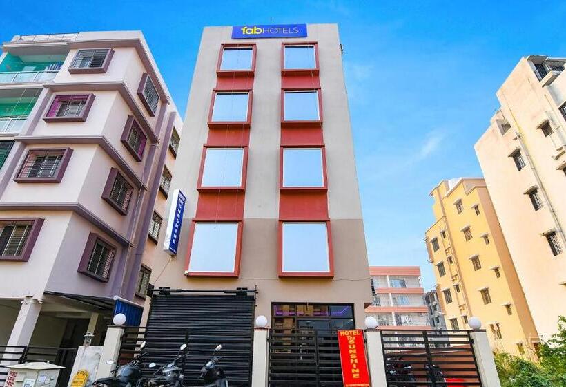 Fabhotel The Sunshine Residency