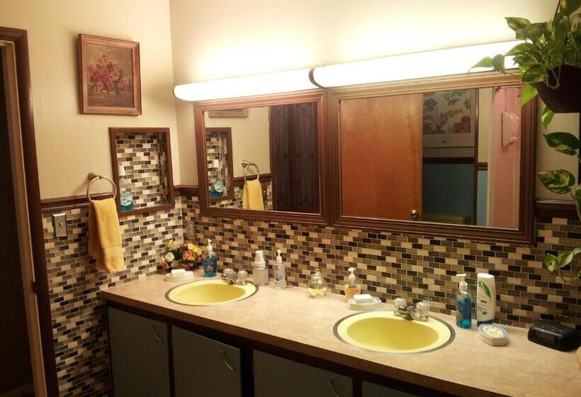 Kountry Living Bed And Breakfast