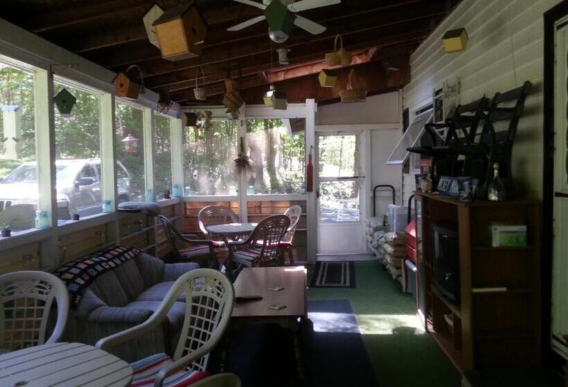 Kountry Living Bed And Breakfast