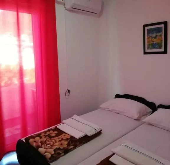 پانسیون Casa Bianca