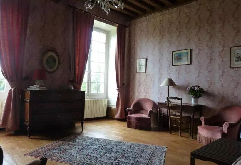 ペンション Château De Souesmes